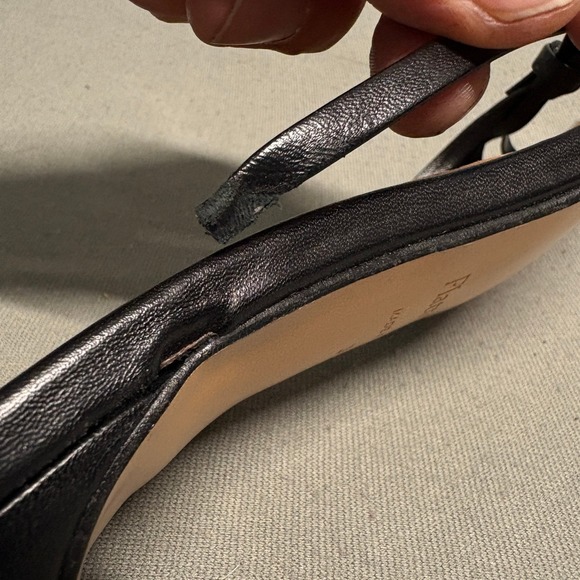 FLATTERED Eunisa Heel in Black Size 39 As Is Needs Repair - Picture 7 of 16